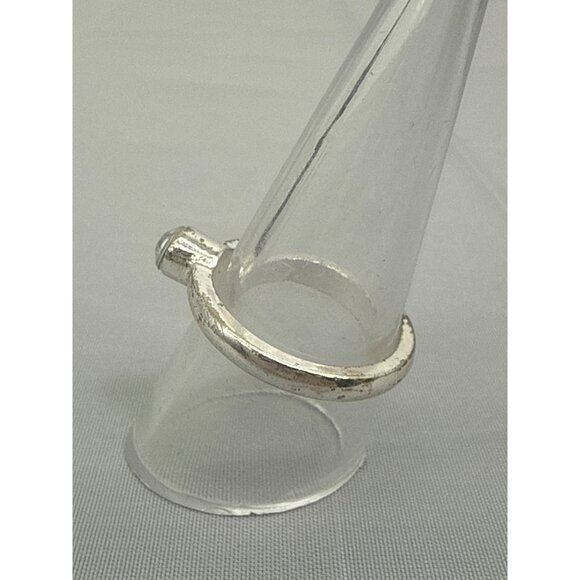 Womens Silver Tone Fashion Ring With Clear Stone - Picture 4 of 5